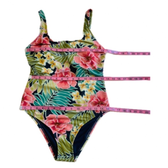 Hurley Ladies’ Swimsuit, Pink Floral, Adjustable Straps, Medium, NWT - Picture 8 of 12